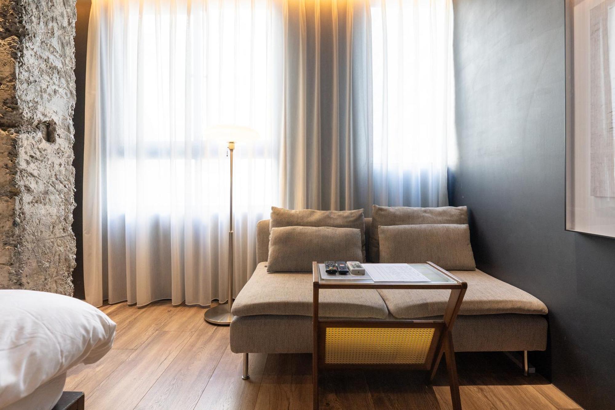 Sof Hotel Tajcshung Kültér fotó