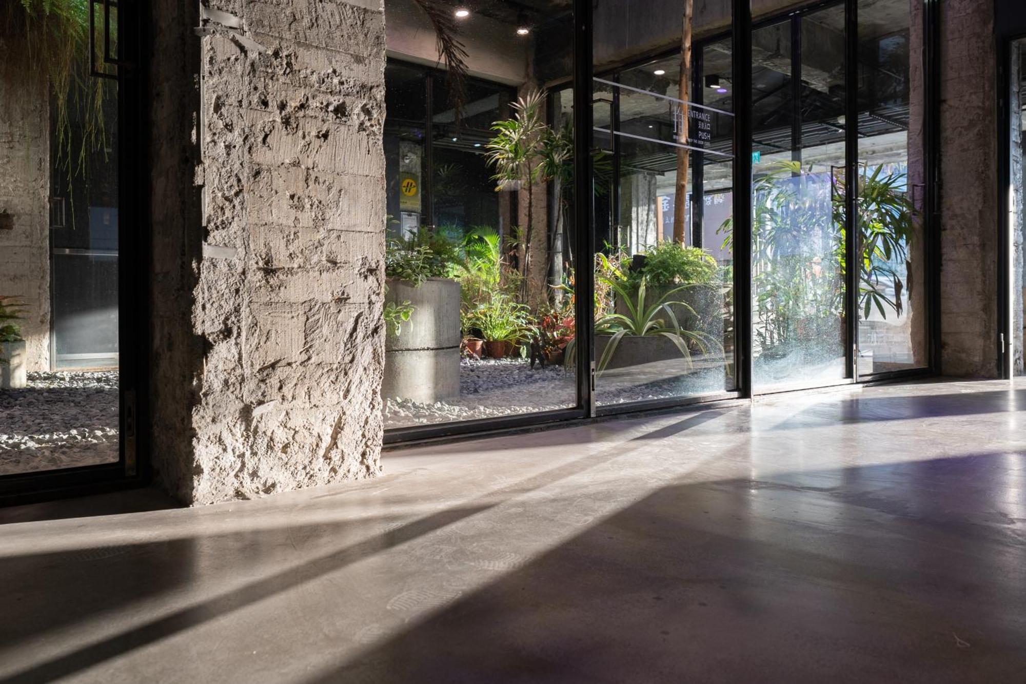 Sof Hotel Tajcshung Kültér fotó