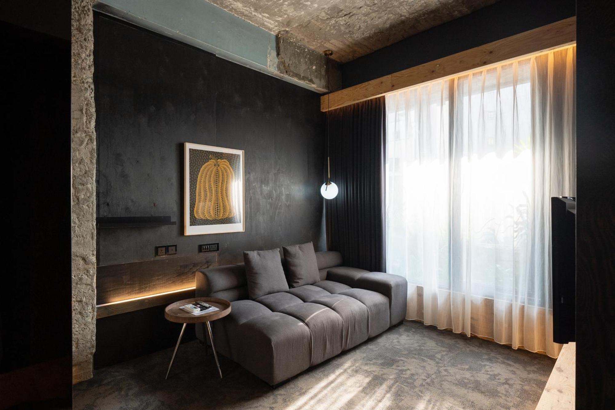Sof Hotel Tajcshung Kültér fotó