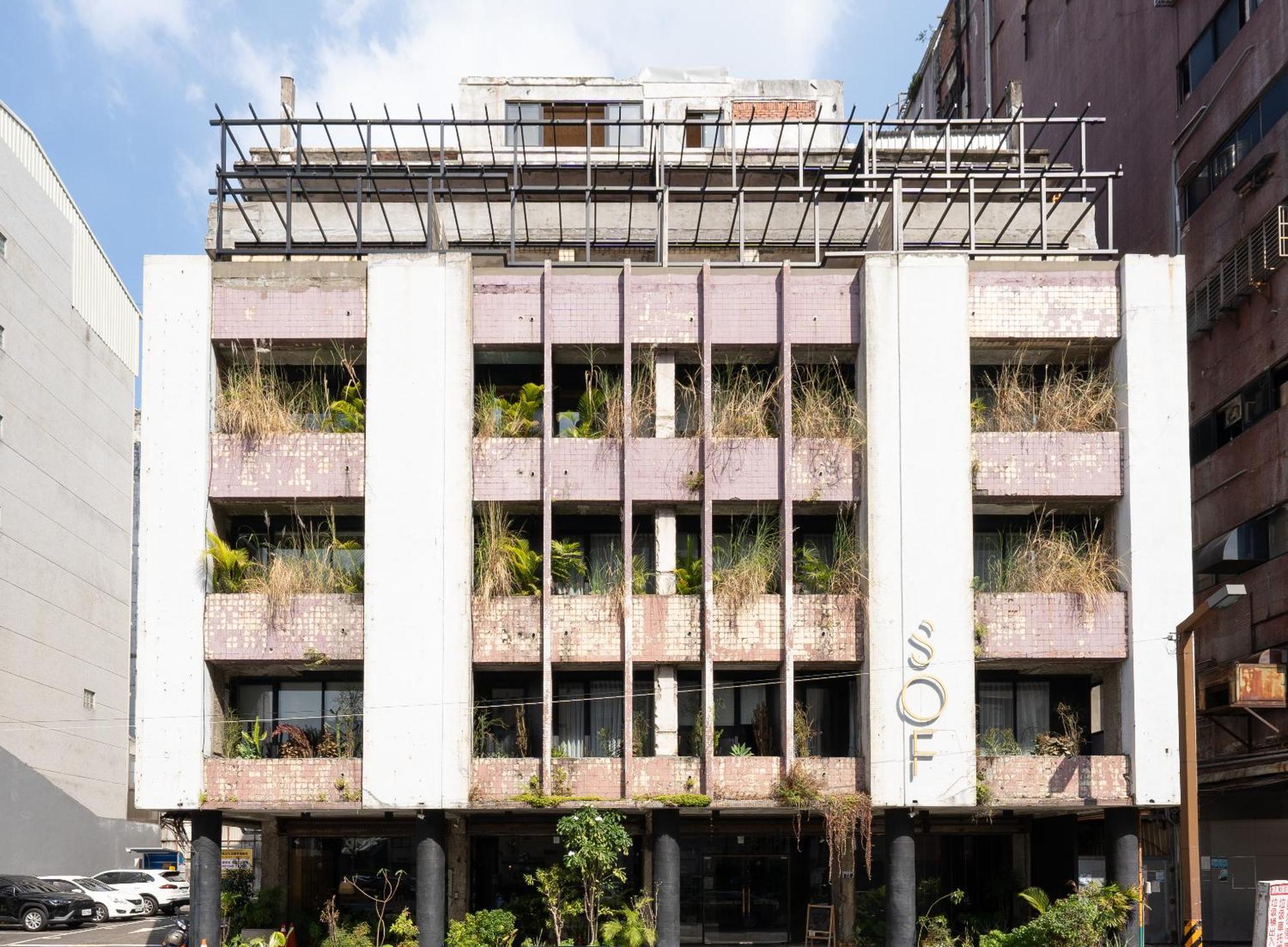 Sof Hotel Tajcshung Kültér fotó